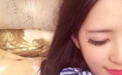 青青草原中文字幕MV